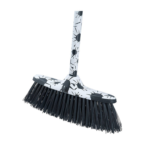 Black & White Broom PB2302