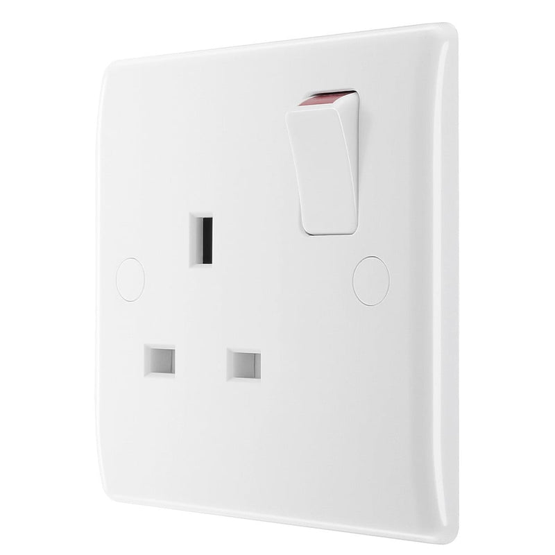 1 Gang Switched Socket 8333 Bag